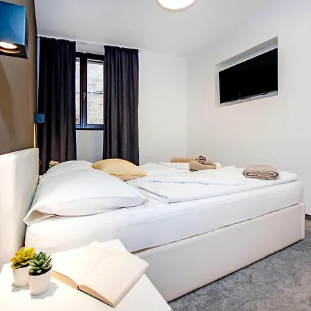 Castrum Bed & Breakfast 4*